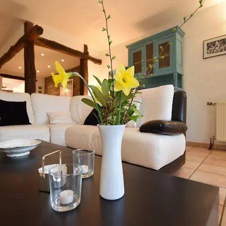 Casa vacanze Former In A Quiet Village, Cleaning Included *