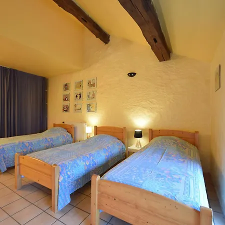 Casa vacanze Former In A Quiet Village, Cleaning Included