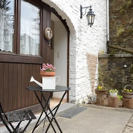 Casa vacanze Former In A Quiet Village, Cleaning Included *